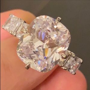 WILLING TO TRADE - TRADE VALUE $300